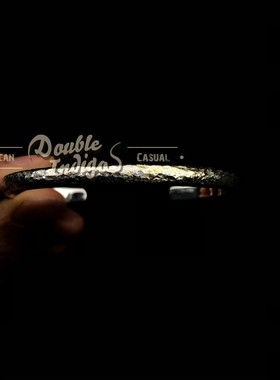 雪花手镯光岚交错18k熔金窄版