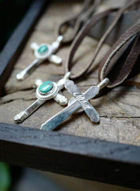 古董琉璃珠银绳十字架项链