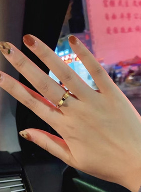 小红书同款仿黄金在逃公主戒指女轻奢时尚爱心款方形款蝴蝶结指环