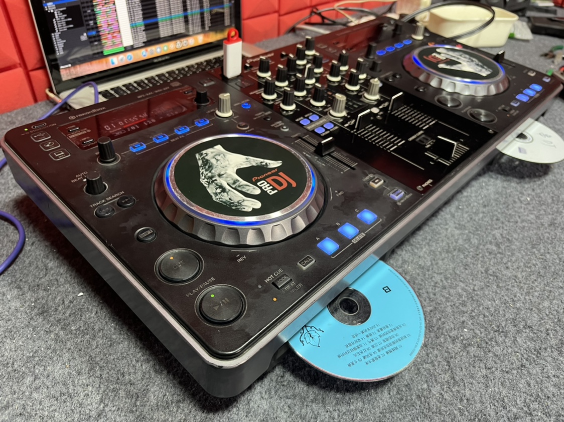 先锋dj打碟机支持电脑打碟 u盘 cd光盘功能全XDJ R1 rekordbox.-图2