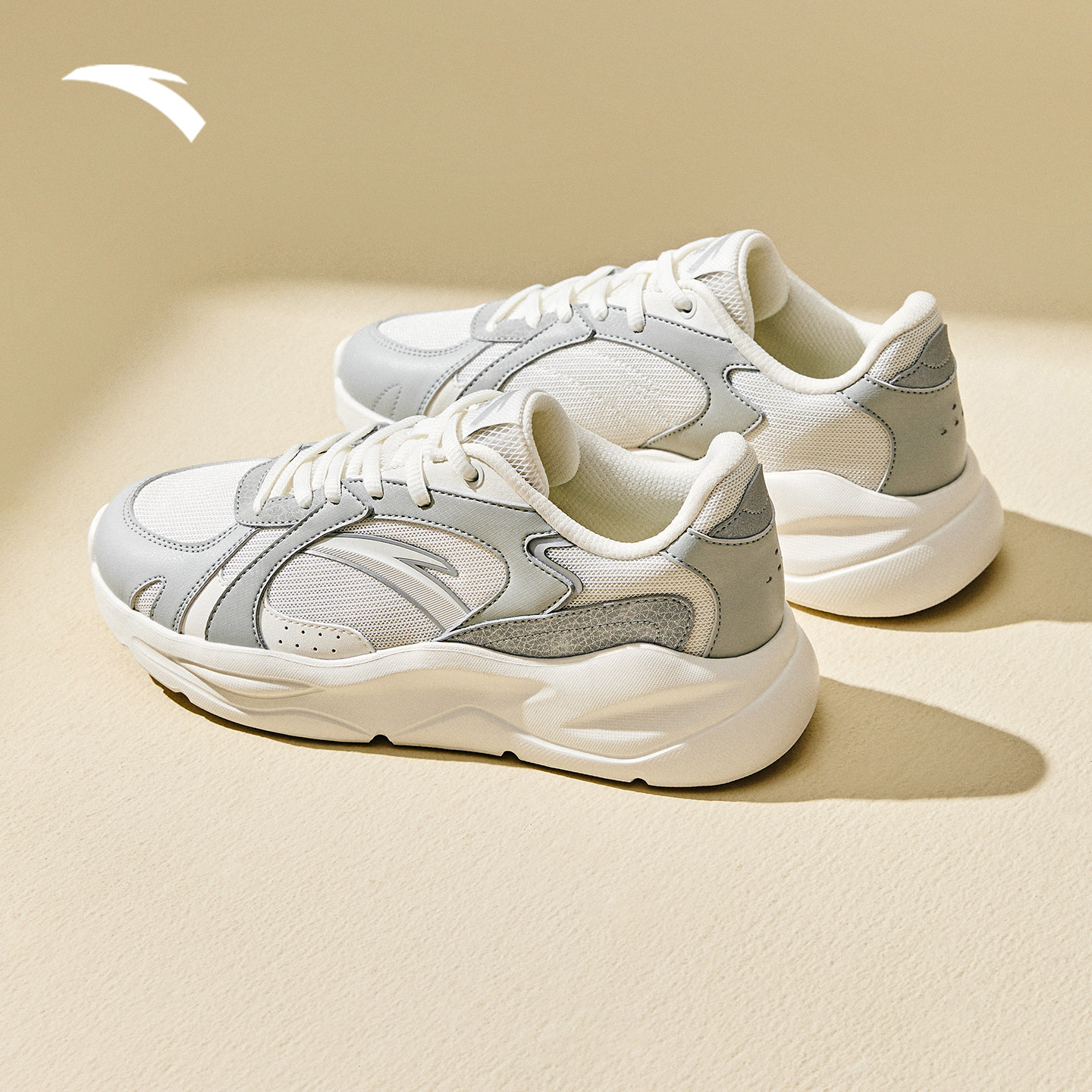 安踏不羁丨厚底增高休闲鞋女冬季舒适运动鞋百搭潮流银色女运动鞋,淘宝优惠券,粉丝福利购,淘宝优惠卷