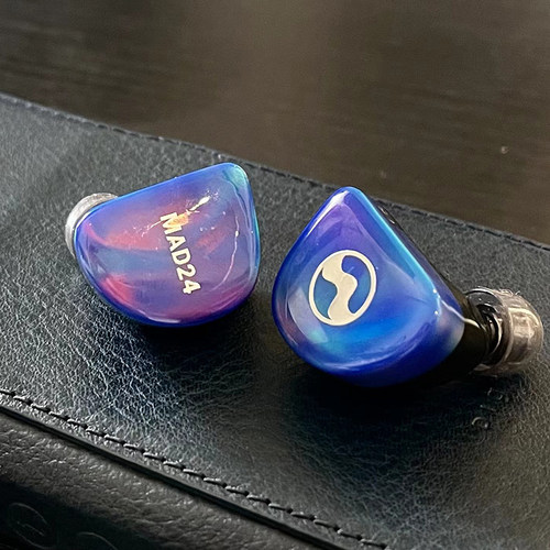 乌克兰AmbientAcoustics MAD24 MAD16二十四单元入耳式耳机可试听 - 图0