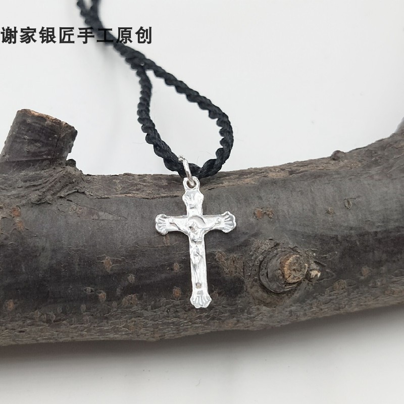 纯银十字架项链男足银耶稣吊坠女锁骨链情侣基督耶稣纯银饰品 S999 纯银十字架项链男足银耶稣吊坠女锁骨链情侣基督耶稣纯银饰品 S999