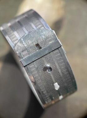 伦敦买回  古董老银宽银镯分层水波纹肌理质感满满，镯面宽2.5cm