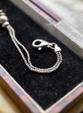 伦敦买回，意大利阿雷佐工坊纯银手链双层麻花链长约19cm重8.3克