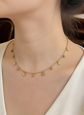 通体钛钢项链ins风设计感小众雪花吊坠锁骨链流苏18K真金保色颈链