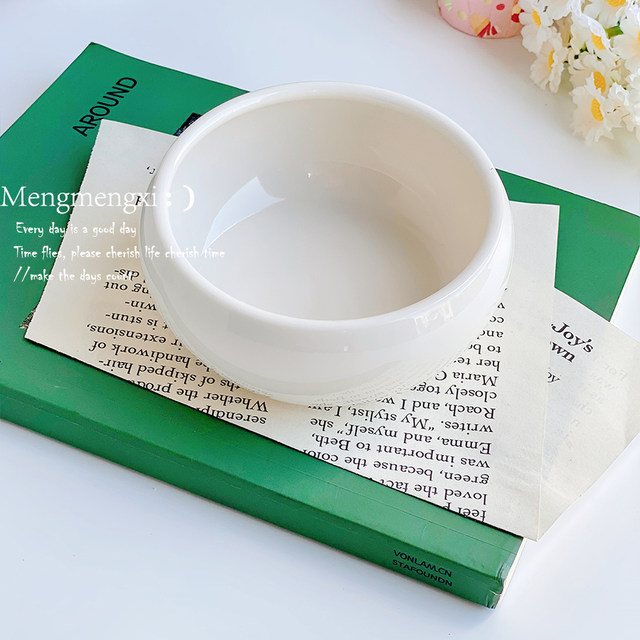 Korean ins chubby ceramic small round bowl mini refreshment bowl small bourgeois seasoning dish household soy sauce dish vinegar dish