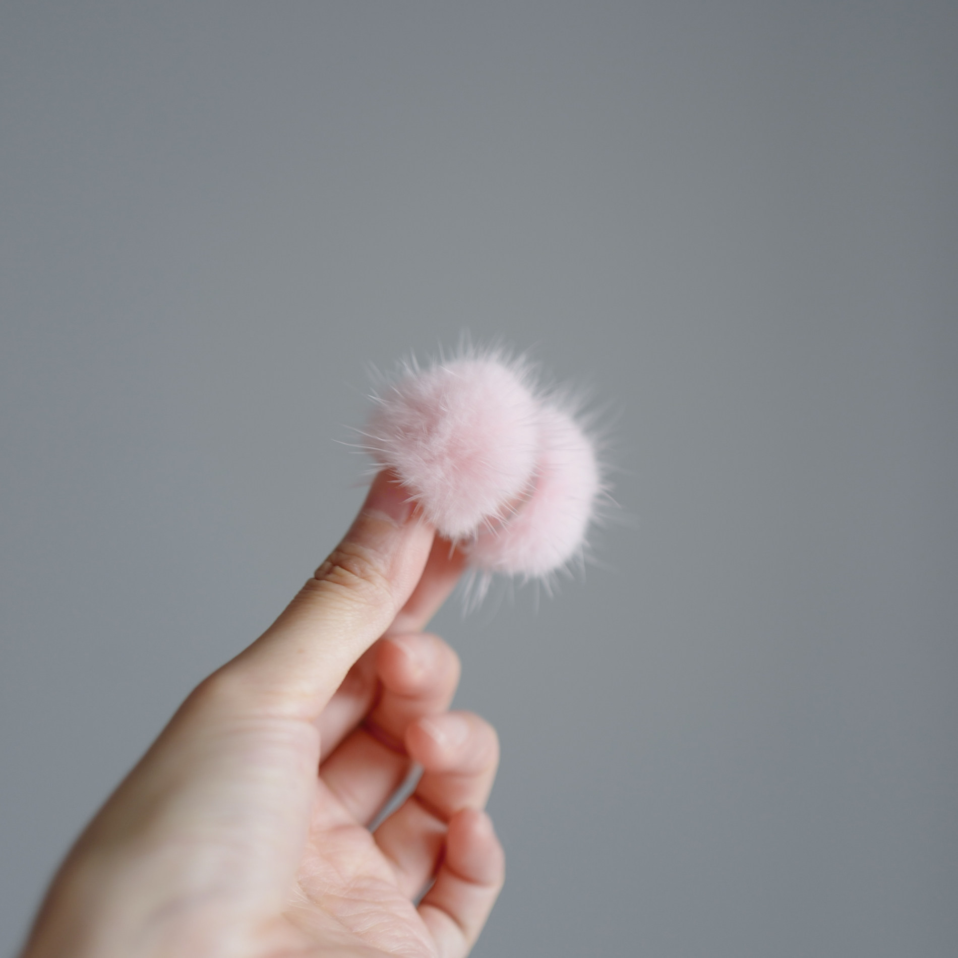 可爱的貂毛球球小号抓夹小女生刘海夹儿童发抓头饰发夹配饰发饰,淘宝优惠券,粉丝福利购,淘宝优惠卷