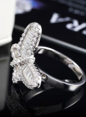 S925银镶D色莫桑钻戒指GRA证书