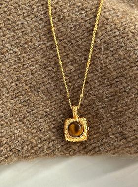 大米饰品】秋冬新款虎眼石方块吊坠项链极简百搭个性毛衣链锁骨链