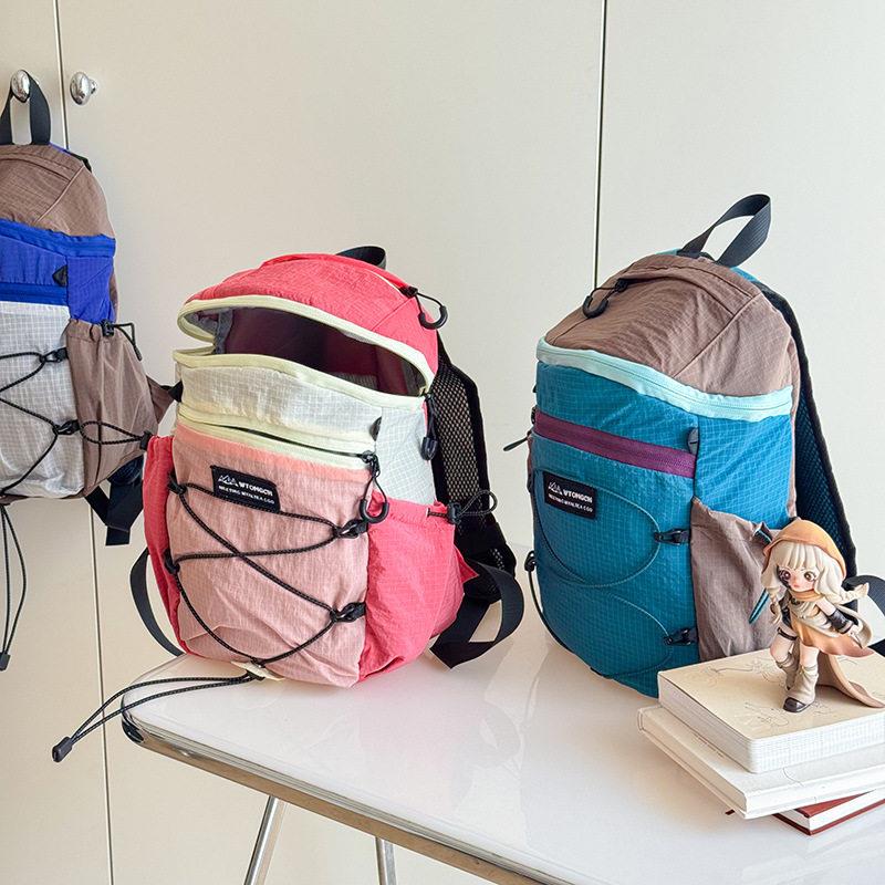 Lightweight hiking and mountaineering bag, travel backpack, casual outdoor sports and cycling small backpack, college student bag for women