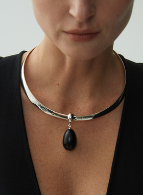 ewest艺未 2025新款小众设计素面银项圈女高级感首饰简约气质颈饰