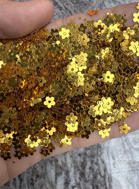 6mm银色梅花亮片 银色花形亮片 DIY材料 梅花珠片 服装辅料