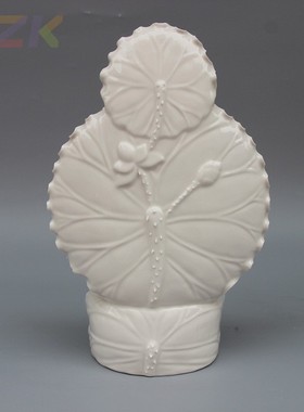 现代白色装饰摆件家居工艺礼品陶瓷12英寸坐莲千手观音白瓷工艺.1