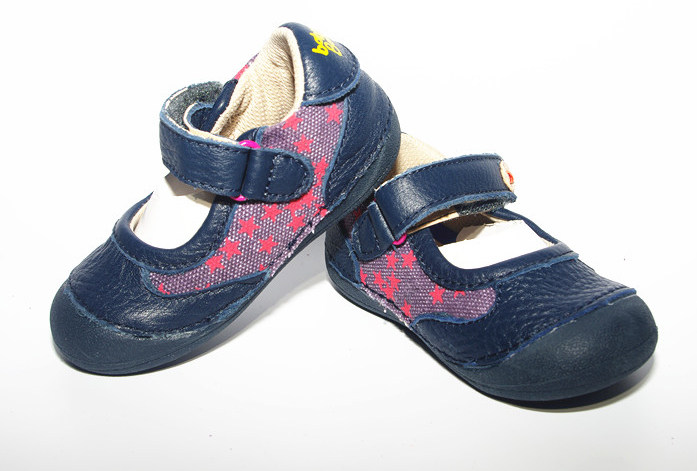 外贸原单真皮童鞋促销小牛皮宝宝鞋婴儿防滑学步鞋护脚