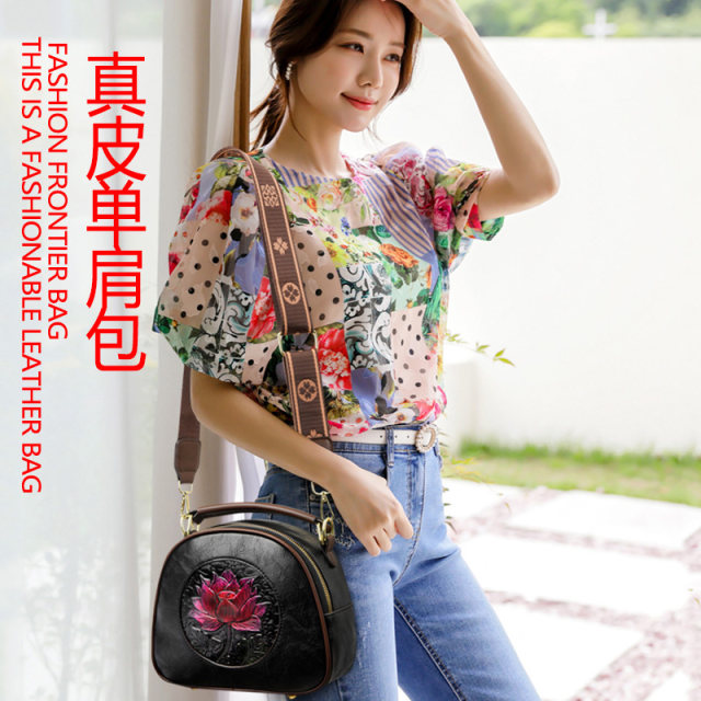Kangaroo genuine cowhide crossbody bag, versatile for daily use