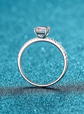 s925银镀18K金戒环镀PT950 铂金四爪1克拉祖母绿切雷达恩切莫桑石