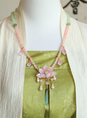 国风荷花璎珞古风汉服元素中式马面群旗袍配饰莲花粉流苏背云项链