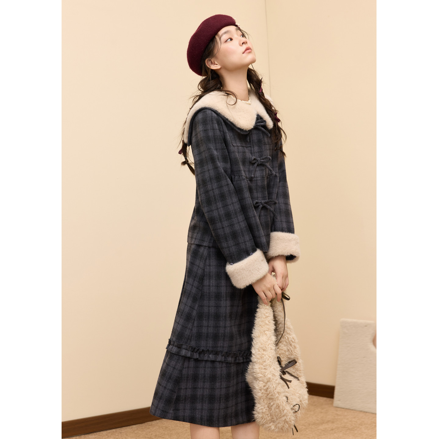 紫涵复古羊毛格纹毛呢翻领外套a字半身裙两件套装2025冬装一整套,淘宝优惠券,粉丝福利购,淘宝优惠卷