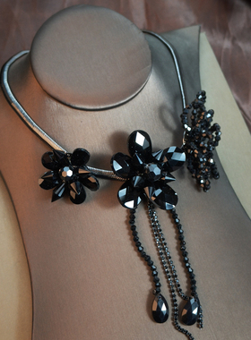 黑色花朵项链耳环套装复古宫廷风时尚黑暗系列小众设计感锁骨链