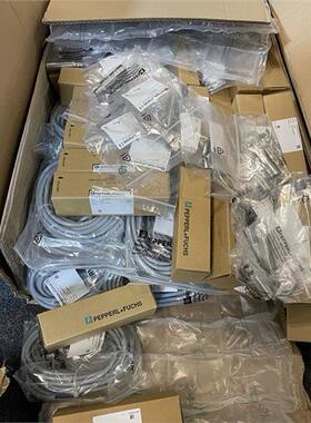 德国倍加福库存现货全新进口金属超声波传感器 UB2000-F54-E5-V15