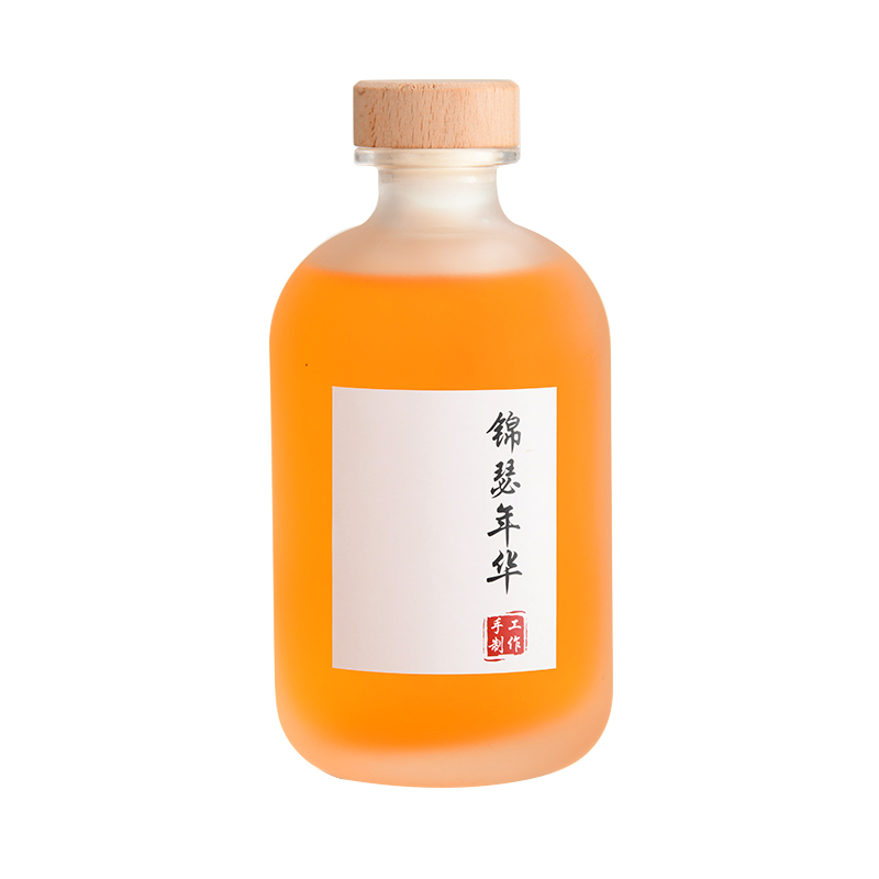 Homemade fruit wine bottle soaked wine sealed glass wine bottle