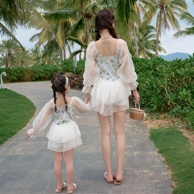 新款新子泳衣母女连体裙式女童女孩白色超仙儿公主洋气仙女泳装 - 图1