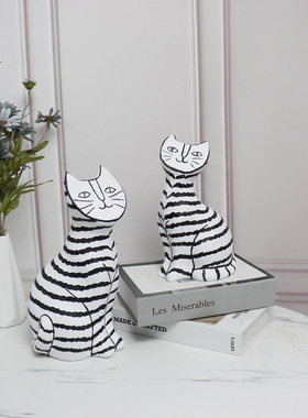 招财猫简约现代风黑白条纹摆件