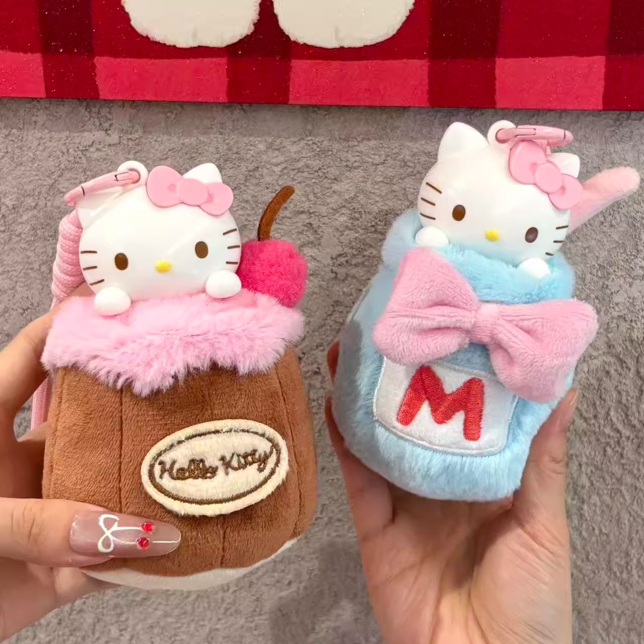 官方正版三丽鸥HelloKitty下午茶盲盒毛绒香薰挂件潮玩生日礼物女 - 图2