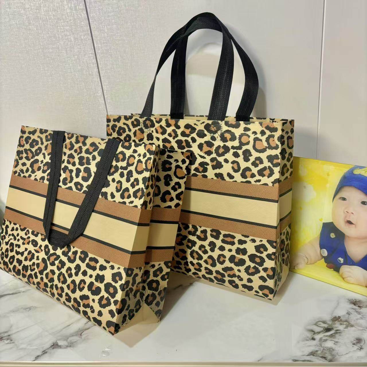 腹膜无纺布手提袋服装店袋子男女环保商场购物袋定做礼品袋塑料袋,淘宝优惠券,粉丝福利购,淘宝优惠卷