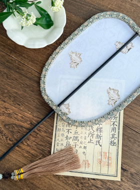 古风汉服旗袍走秀舞蹈团扇