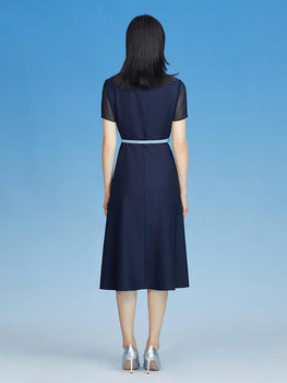 SongofSong ເພງຂອງຜູ້ຍິງລະດູໃບໄມ້ປົ່ງປີ 2023 ລະດູໃບໄມ້ຫຼົ່ນມາໃໝ່ ສີສັນຄົມຊັດ ສີຄໍ V-Sleeve Short-Sleeve Elegant A-Line Dress