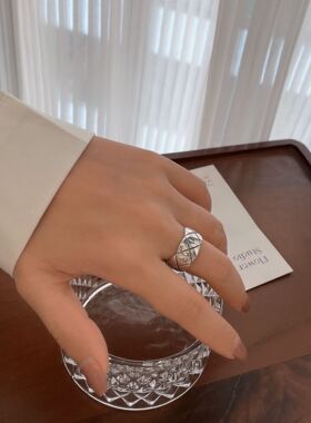s925纯银素款菱格开口戒指光面情侣对戒女小香风经典百搭指环