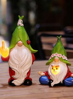 圣诞太阳能灯精灵摆件小矮人户外庭院草坪树脂装饰品创意居家摆设