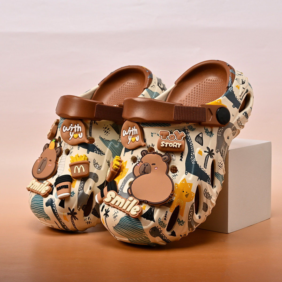 儿童拖鞋男童洞洞鞋卡皮巴拉宝宝凉拖鞋夏季新款女童防滑凉鞋外穿,淘宝优惠券,粉丝福利购,淘宝优惠卷