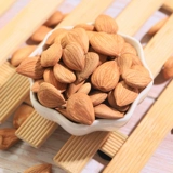 Синьцзян Специальные продукты Shengxiang Орехи Великий миндаль сладкий миндаль 500 г сушка Avillar не добавлено в южный миндаль