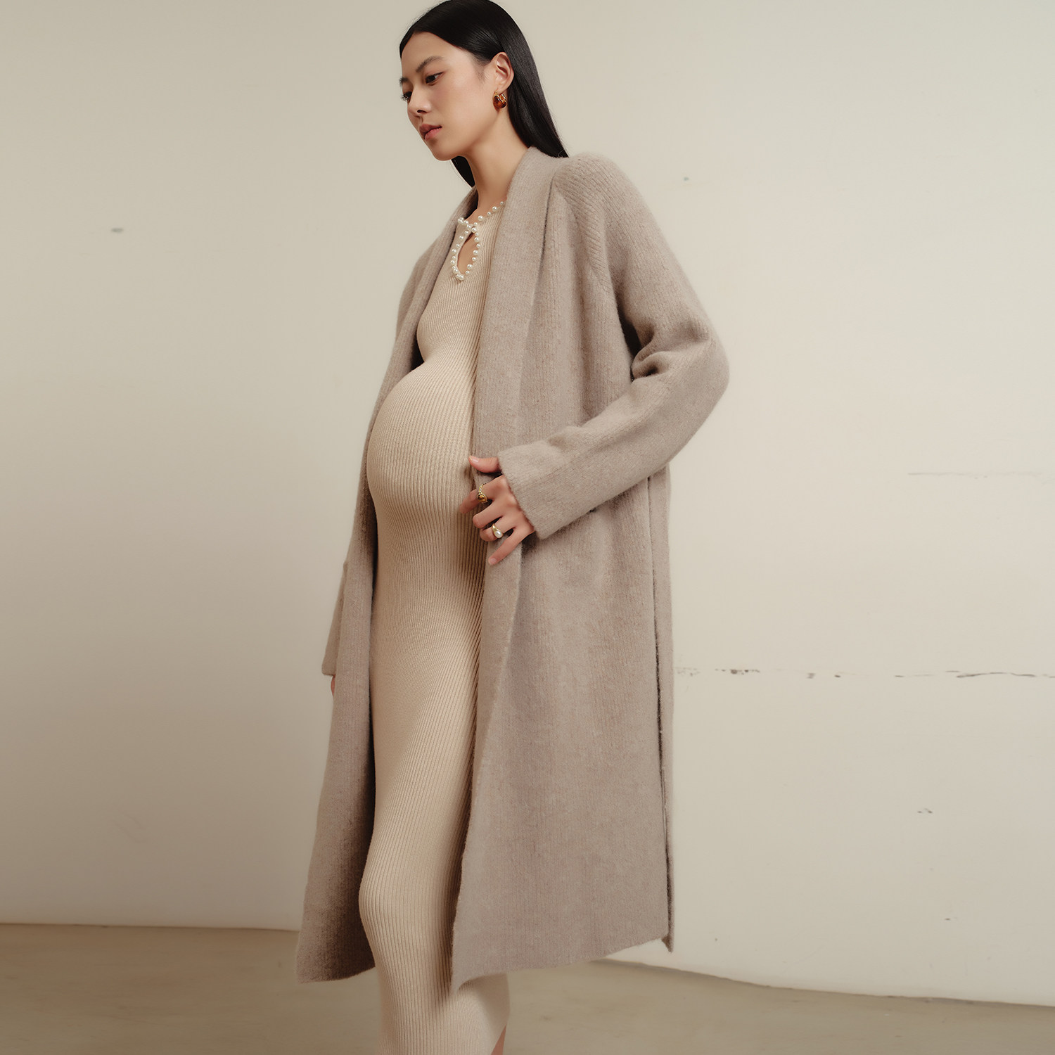 SELLYNEAR孕妈妈高级感裙子2025秋冬新款时尚法式气质孕妇连衣裙,淘宝优惠券,粉丝福利购,淘宝优惠卷