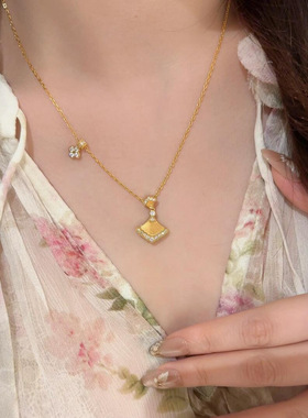 法式复古拉丝裙子项链轻奢镶钻东