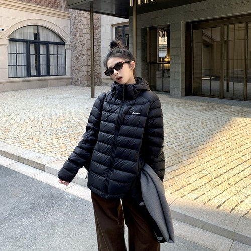 3MER哦哦三妹90白鸭绒轻薄连帽排骨羽绒服女2025冬季新款保暖外套 - 图0