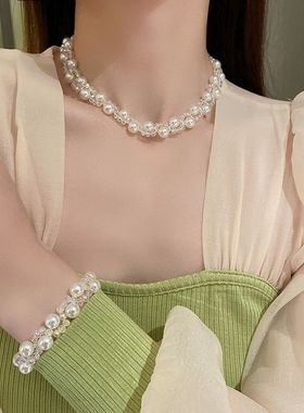 水晶珍珠缠绕项链2022年新款小众ins锁骨链高级感网红轻奢颈链