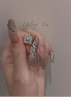 富家千金繁花水钻戒指女ins气质百搭高级感食指戒轻奢氛围感指环