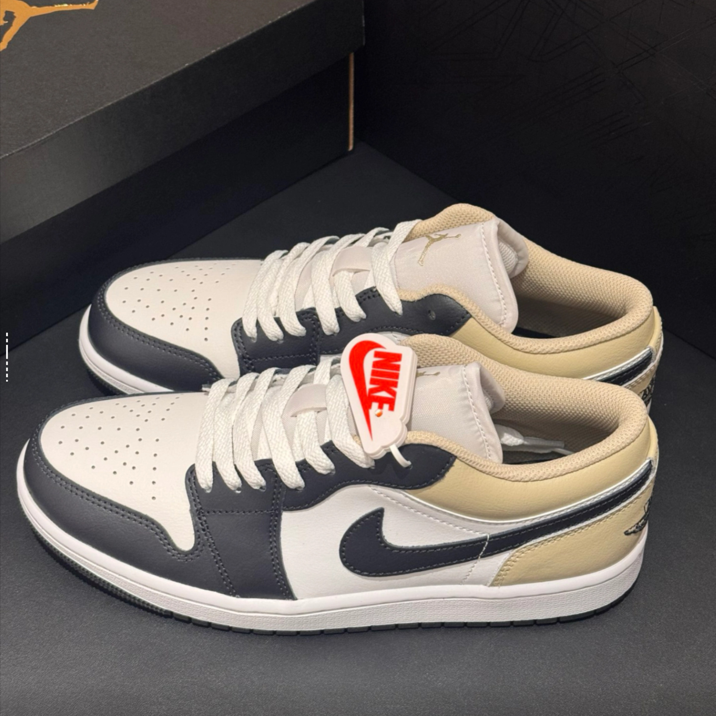 耐克Air Jordan 1 AJ1 低帮复古板鞋篮球鞋童款女款553560-146,淘宝优惠券,粉丝福利购,淘宝优惠卷