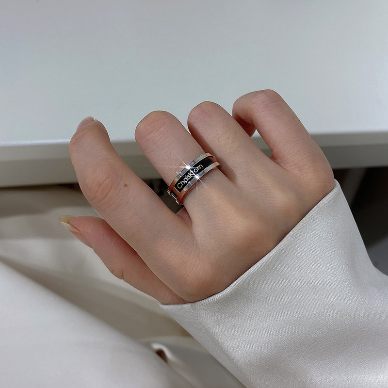 钛钢不掉色小素食指女时尚个性对戒 梓琦戒指/指环