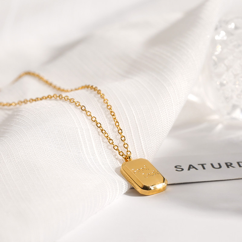 小金条字母女夏高级设计感锁骨链 点创项链