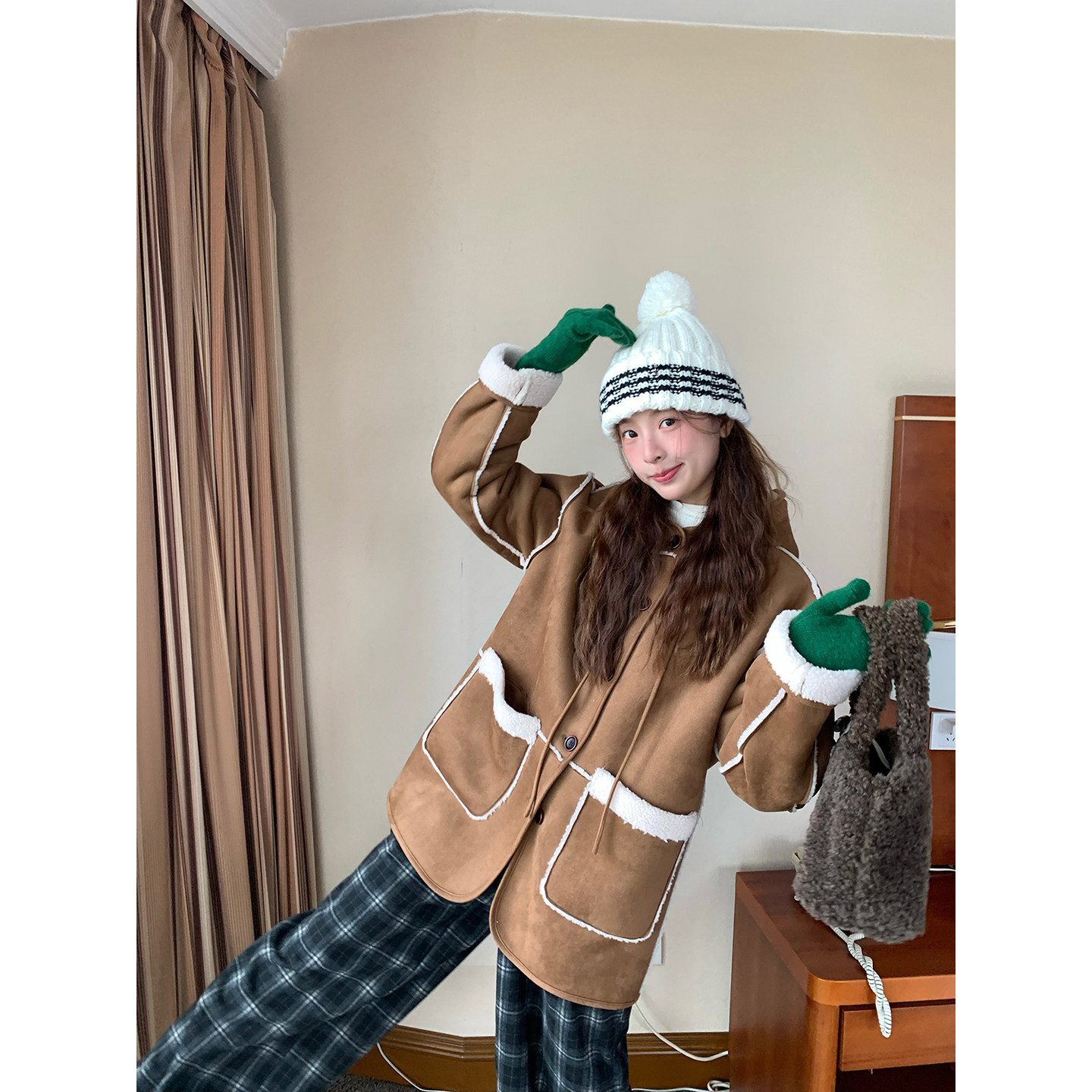 WHYSTUDIO 复古两面穿羊羔毛麂皮绒加厚保暖御寒连帽外套,淘宝优惠券,粉丝福利购,淘宝优惠卷