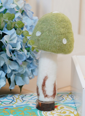 森系蘑菇桌面羊毛毡摆件