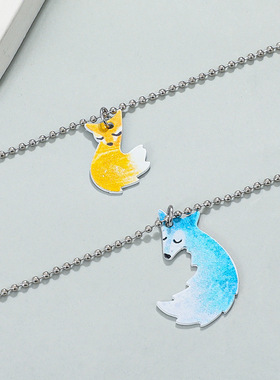animals fox hugging big grey wolf pendant lovers necklace 饰