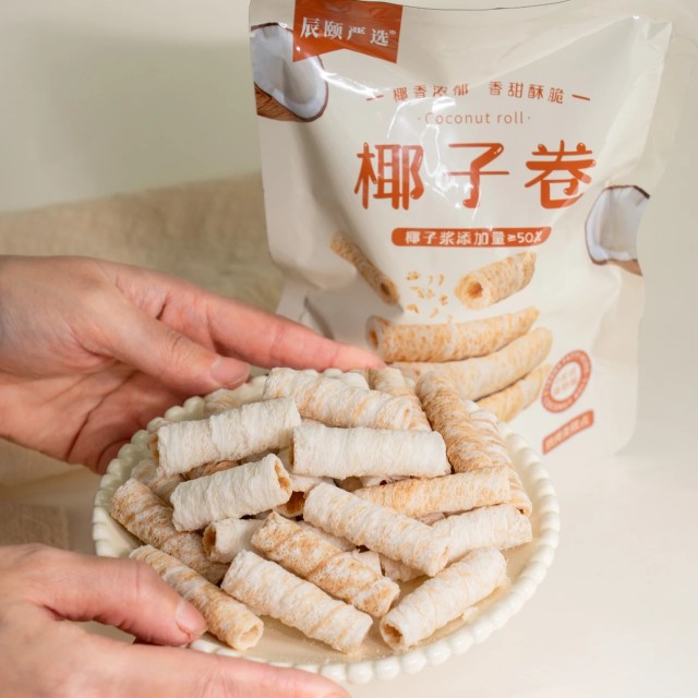 辰颐严选椰子卷100g*3袋椰子卷蛋卷休闲网红零食食品品牌直发店-图0