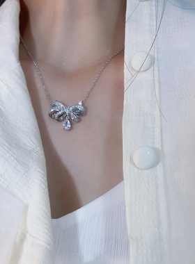 女子爱，蝴蝶结，锆石~锁骨链