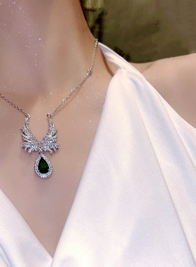 魅芽仙骨天使翅膀绿宝石轻奢项链